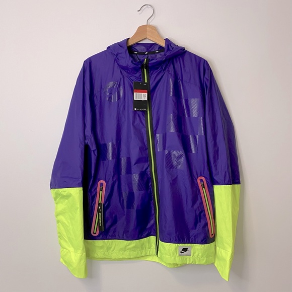 Nike Other - SOLD // Nike Reflective Running Windbreaker